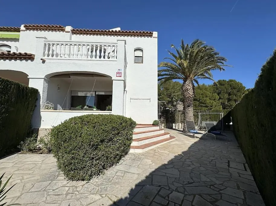 Arenda Nadina Adosado En Pino Alto Villa Miami Playa