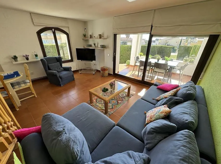 Arenda Nadina Adosado En Pino Alto Villa Miami Playa Holiday home