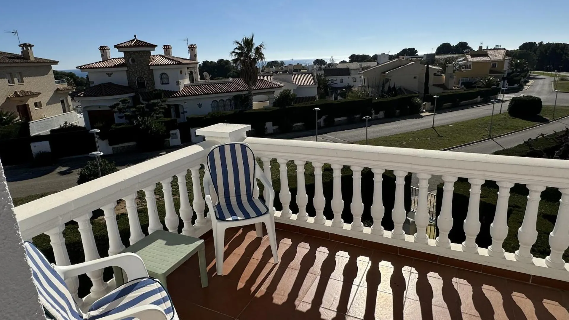 Holiday home Arenda Nadina Adosado En Pino Alto Villa Miami Playa